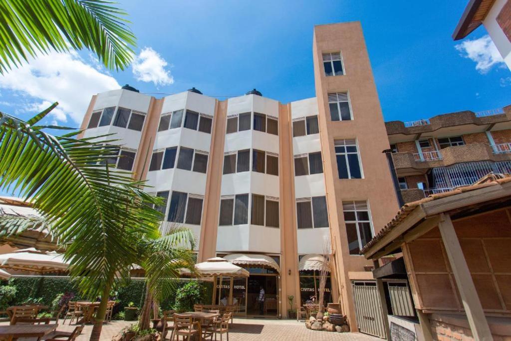 Civitas Hotel Кигали Екстериор снимка